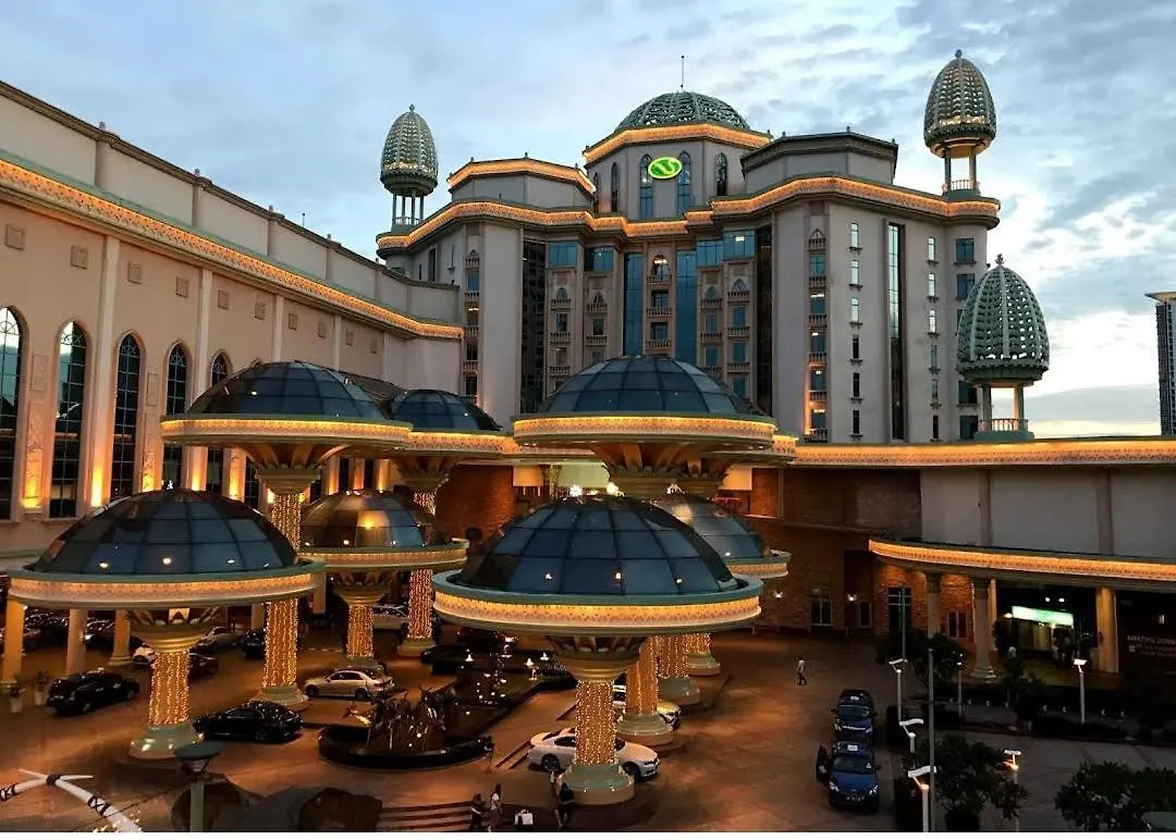 Greenfield Residence With Amazing Pool View And High-Speed Wi-Fi Petaling Jaya Malaysia
