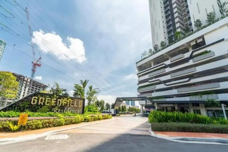 Greenfield Residence With Amazing Pool View And High-Speed Wi-Fi Petaling Jaya