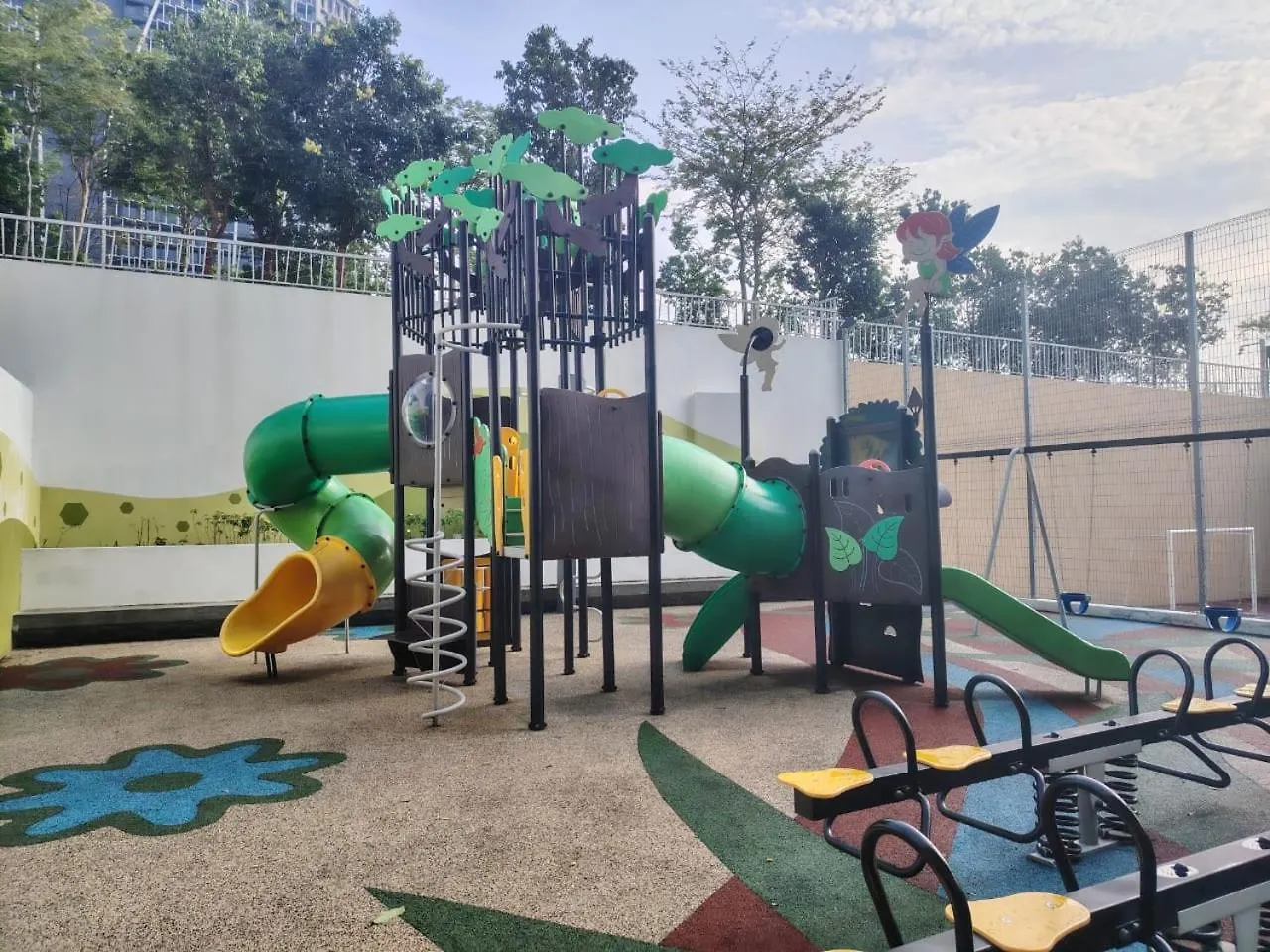 Greenfield Residence With Amazing Pool View And High-Speed Wi-Fi Petaling Jaya Apartment