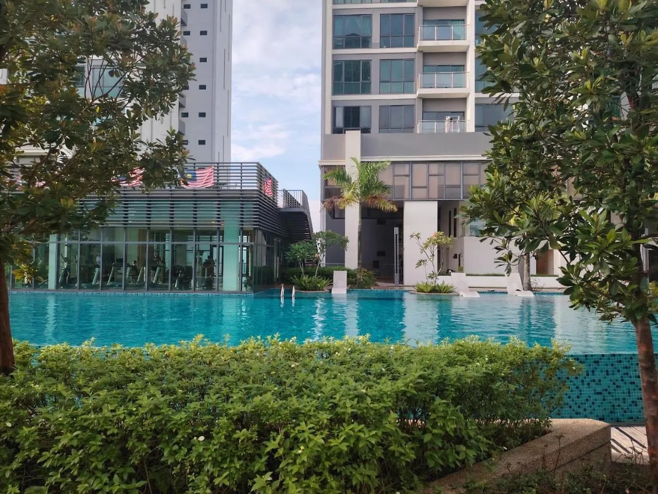 Apartment Greenfield Residence With Amazing Pool View And High-Speed Wi-Fi Petaling Jaya
