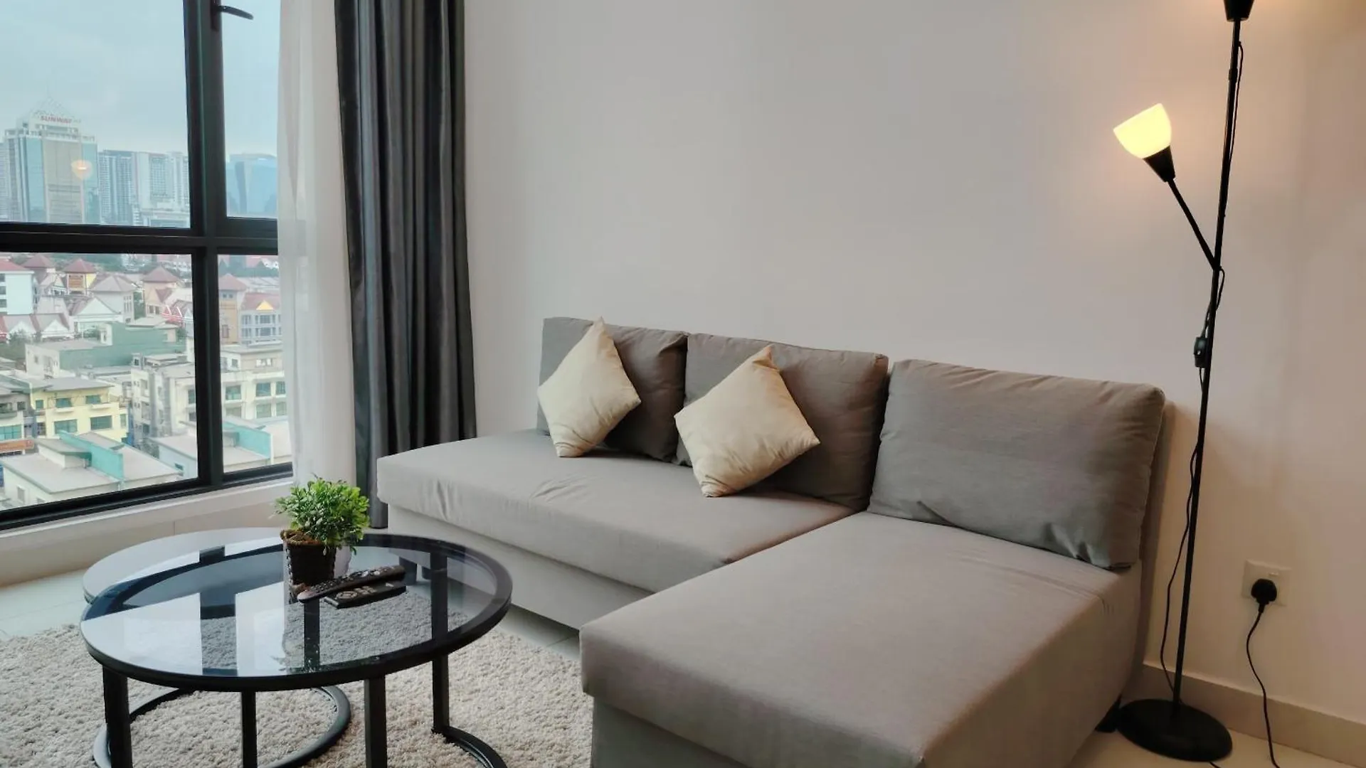 Greenfield Residence With Amazing Pool View And High-Speed Wi-Fi Petaling Jaya 0*,